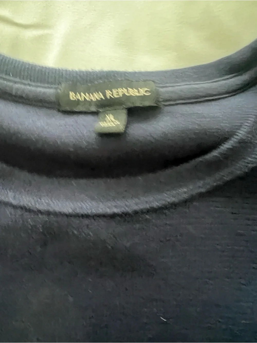 Banana Republic Men's Dark Navy Crewneck Long-Sleeve Tee